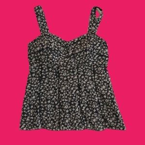 Beautiful black and white corset style top in a 10